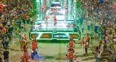 Participación en el Carnaval Cruceño 2025